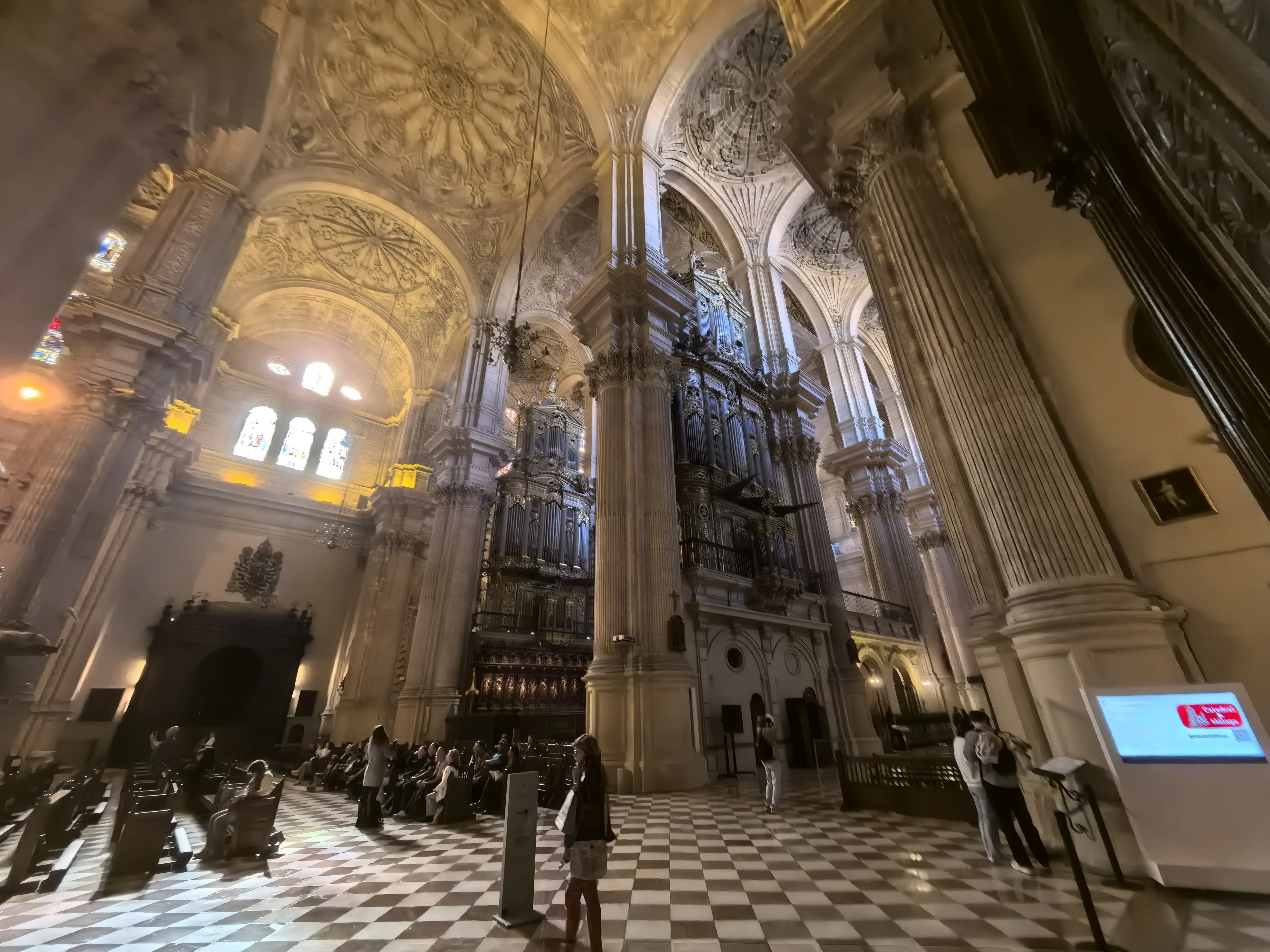 HUAWEI Pura 70 Ultra - System Aparatów - IMG_20251128_131402.webp